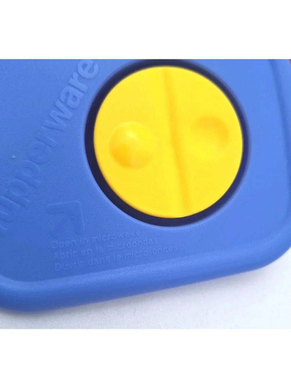 Tupperware Rock N Serve Blue Replacement Seal For 1 Cup Container Yellow Vent